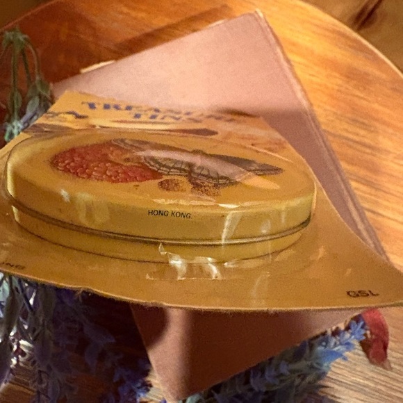 Vintage pill, Vitamins, Stamps BUTTERFLY TREASURE TIN NEW UNUSED - Picture 3 of 6